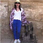 Formatrice FLE enseigne du niveau débutant à avancé. Préparation au DELF